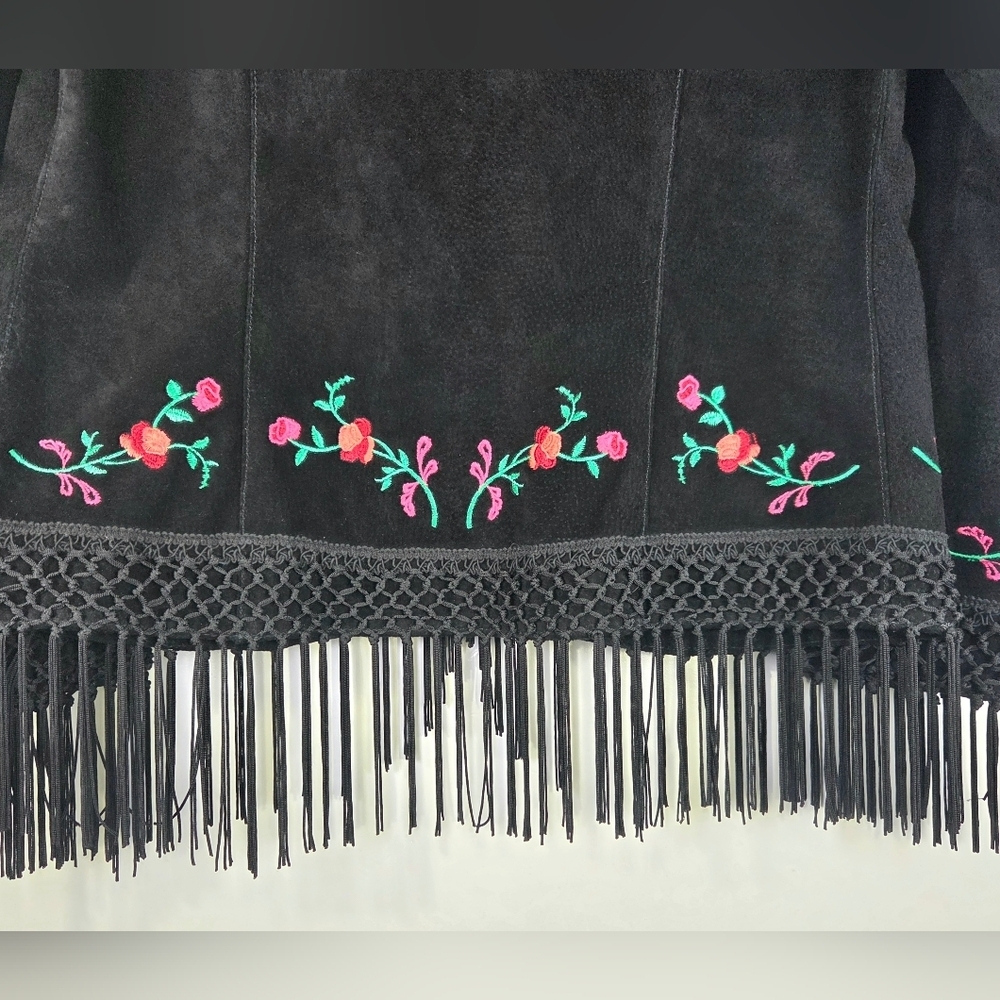 RARE VINTAGE WILSONS LEATHER MAXIMA EMBROIDERED SUEDE FRINGE BOHO JACKET. - Picture 6 of 9